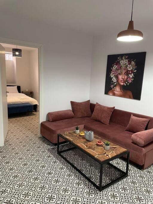 Family Apartment With Private Yard Next To Agios Dimitrios Church Thessaloníki Luaran gambar